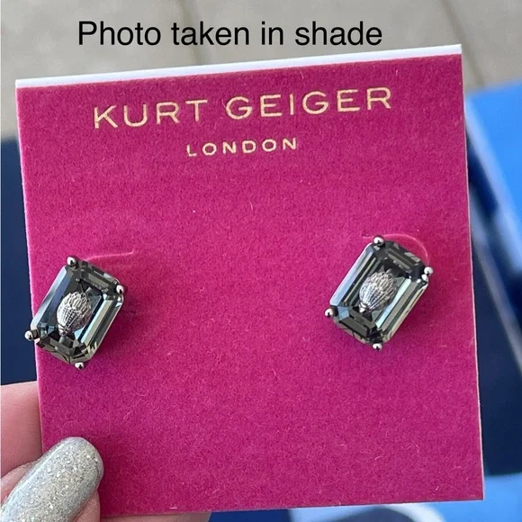 Kurt Geiger Earrings NEW W/tag Olive green Crystal Stud/gunmetal silver setting - Picture 5 of 12